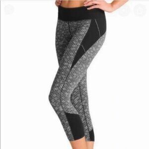 ❤️ Athleta Honeycomb Connect Crop Legging